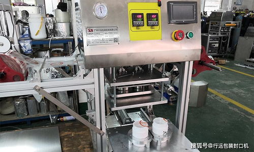 智能封裝革命的縮影 全自動一出二封口機與創新工具的加持